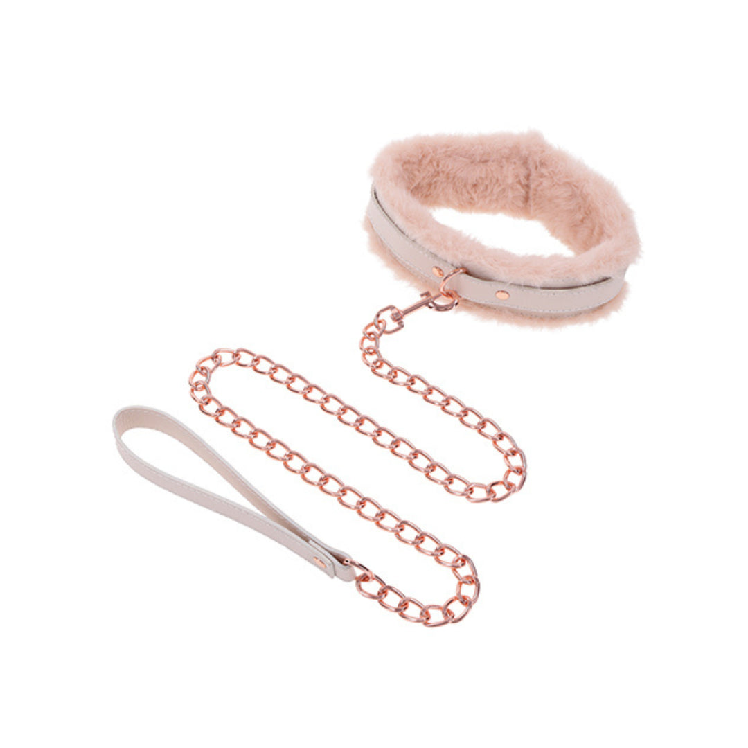 Peaches Fur Collar & Leash